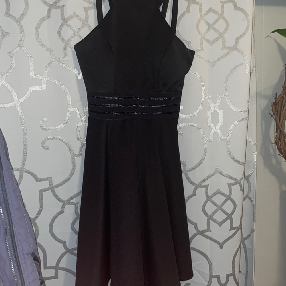 Three lines in the middle are mesh , super cute